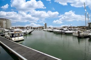 Harbour- click for photo gallery